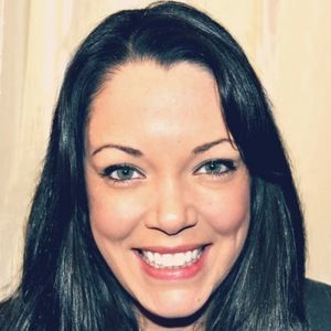 Meet your Posher, Cynthia